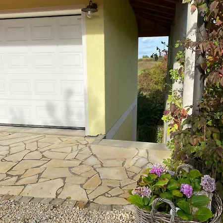 Mit 85 M I Terrasse & Garten I